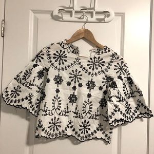 Cropped embroidery top